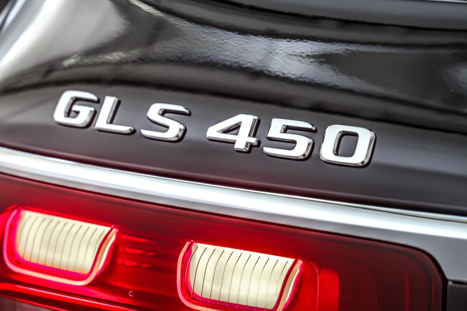 Certified 2024 Mercedes-Benz GLS 450 4MATIC image 9