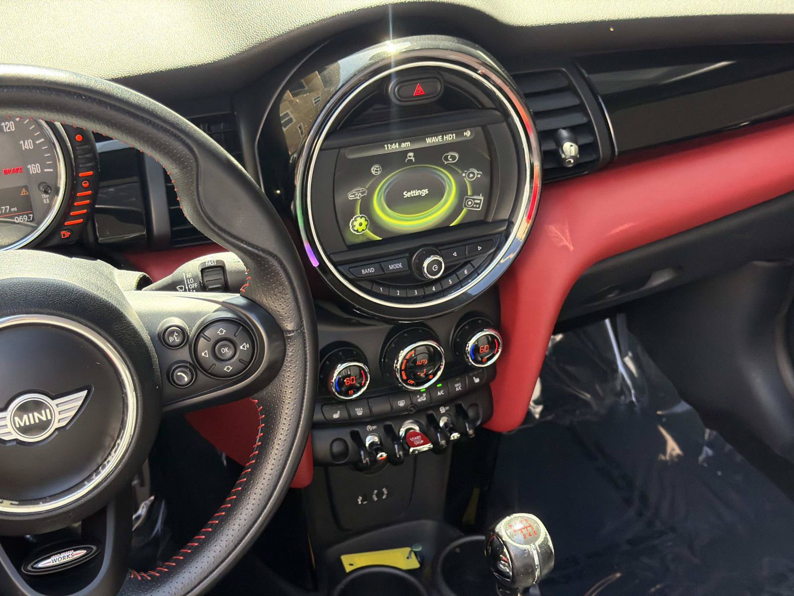 Used 2017 MINI Cooper S FWD image 11