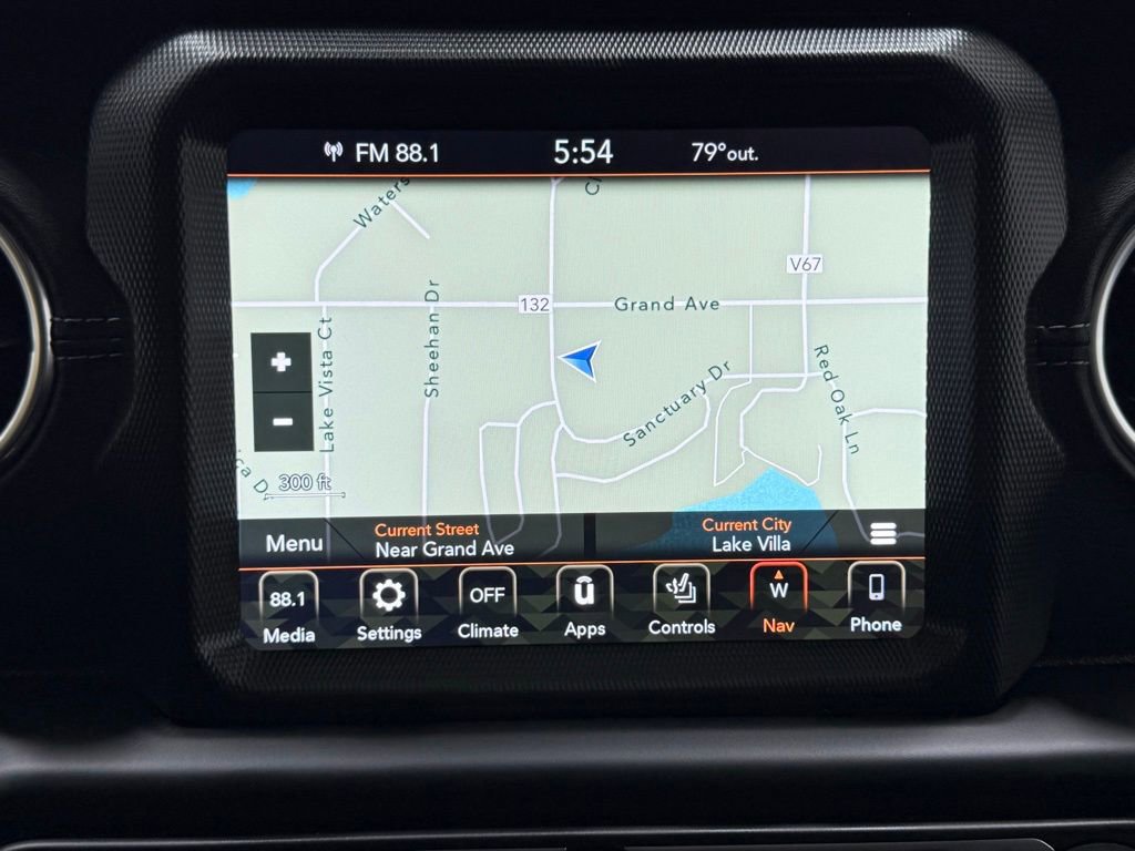 Used 2023 Jeep Wrangler Sahara w/ Cold Weather Group image 27