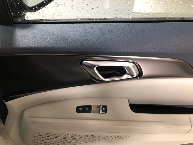 New 2026 Kia Carnival SX w/ SX Dark Edition Package image 16