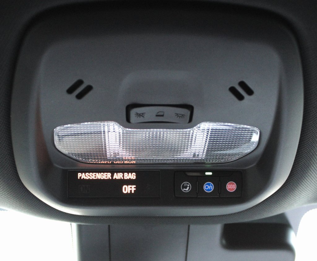 Used 2024 Chevrolet Trax RS w/ Driver Confidence Package image 41