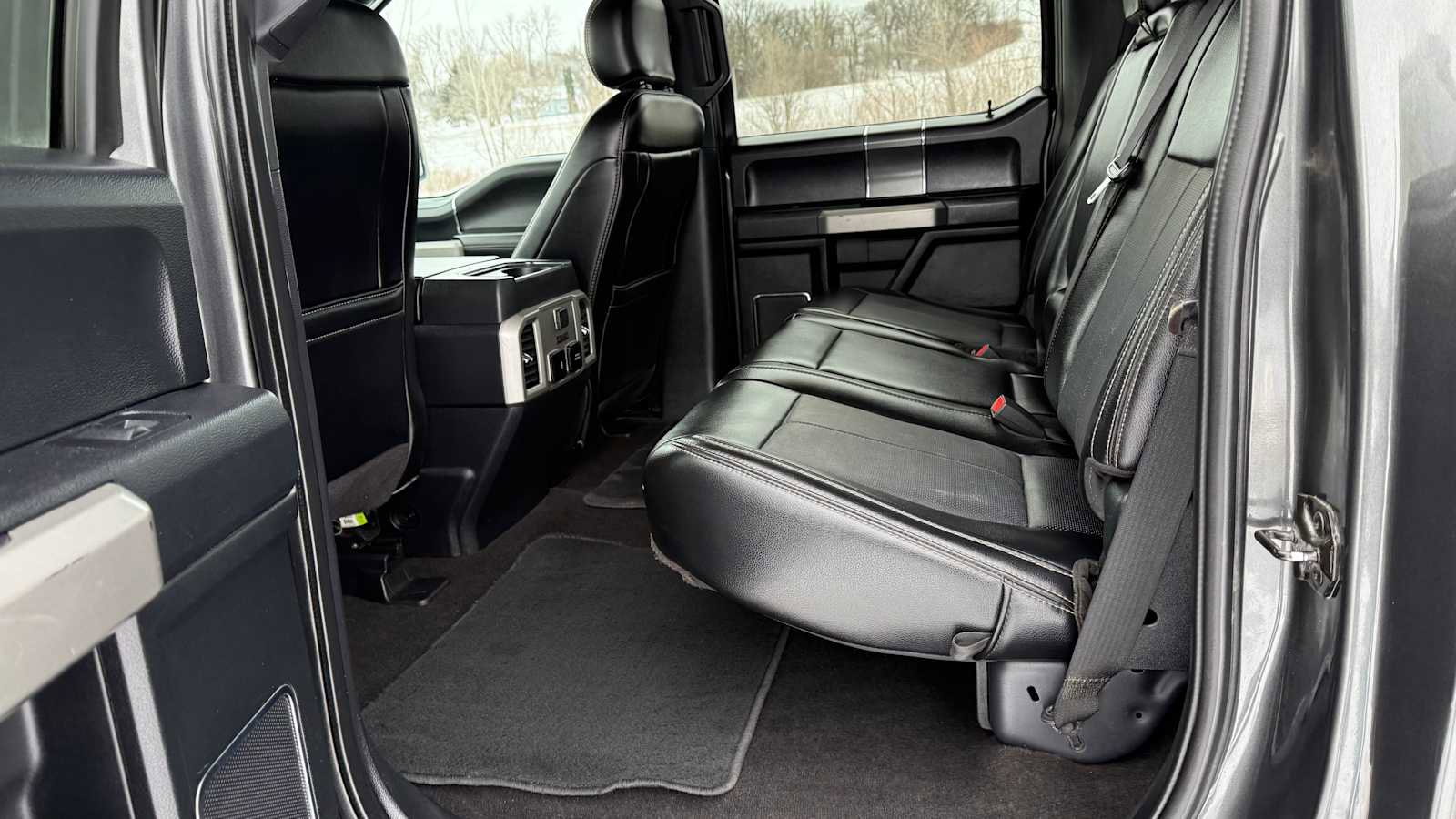 Used 2020 Ford F150 Lariat w/ Equipment Group 502A Luxury AWD/4WD image 8