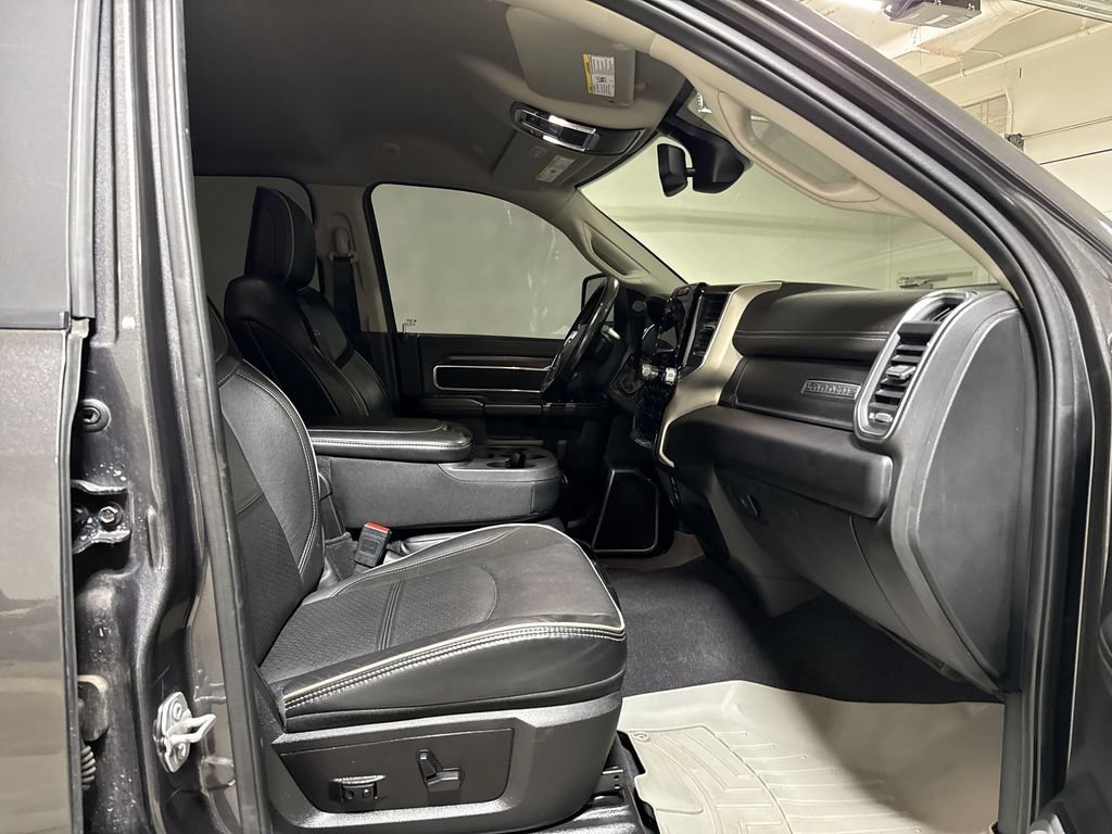 Used 2024 RAM 2500 Laramie AWD/4WD image 22