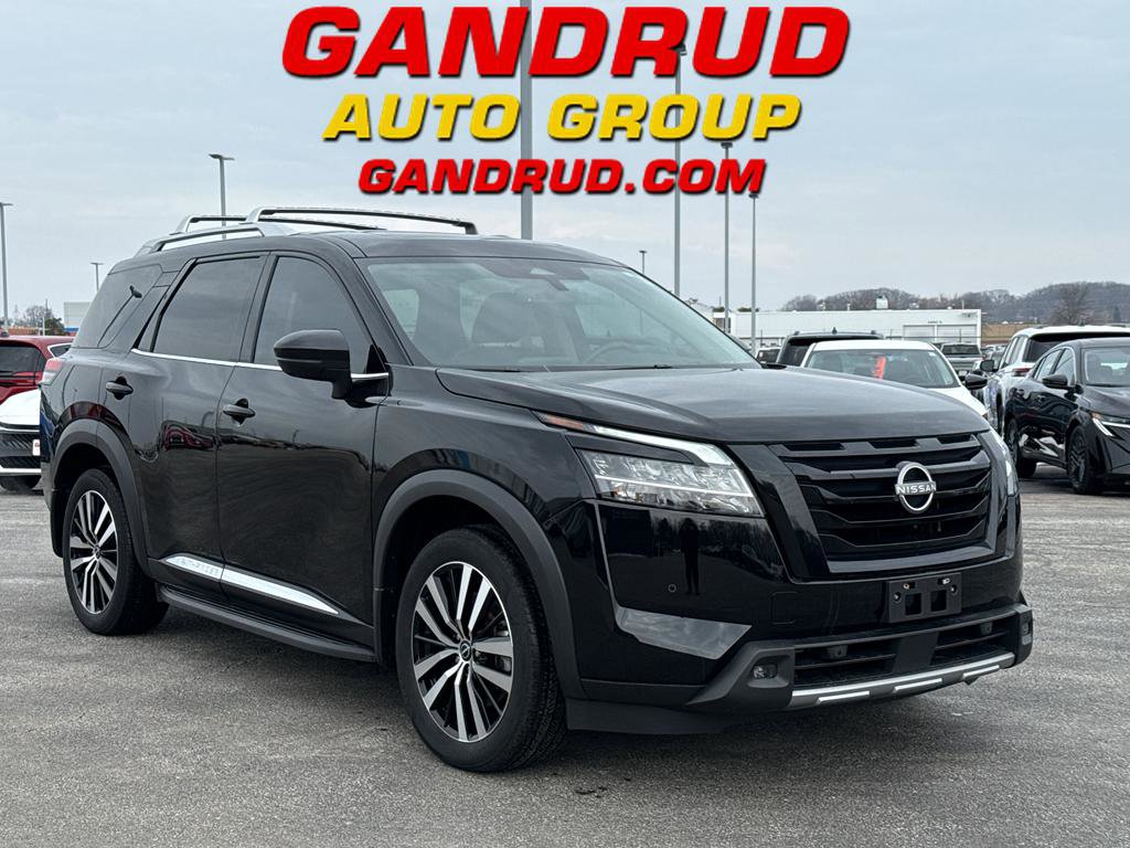 Used 2023 Nissan Pathfinder Platinum w/ Lighting Package (N93) image 1