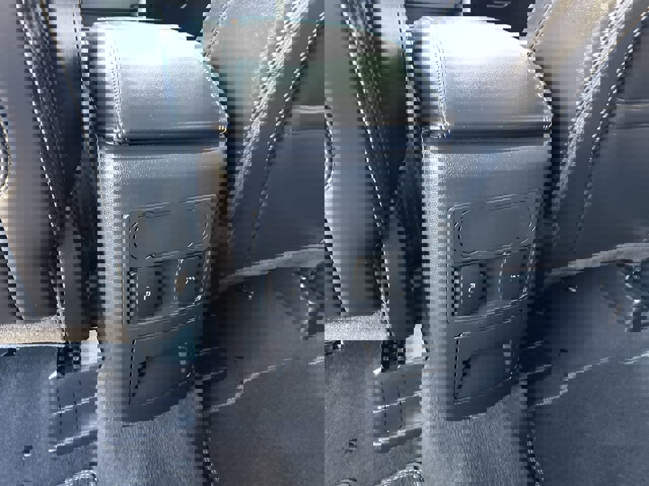 Used 2022 Ford Explorer XLT w/ Equipment Group 202A image 22