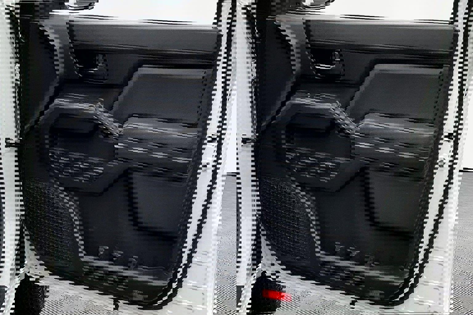 Used 2024 Toyota Tacoma SR image 25