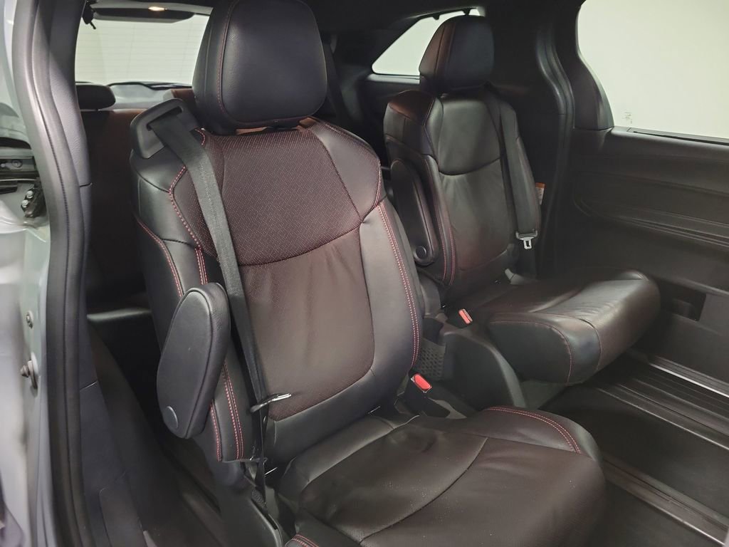 Used 2025 Toyota Sienna XSE image 21