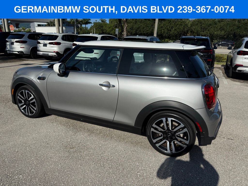 Used 2023 MINI Cooper S w/ Signature Upholstery Package FWD image 6
