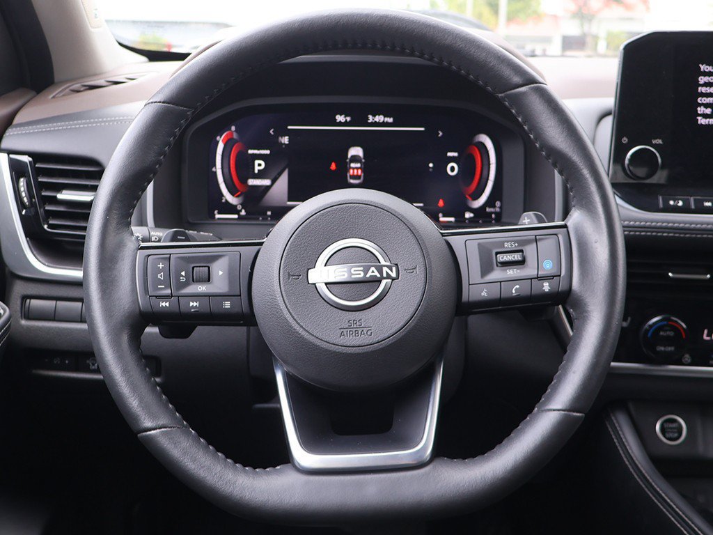 Used 2023 Nissan Rogue Platinum w/ Platinum Premium Package FWD image 41