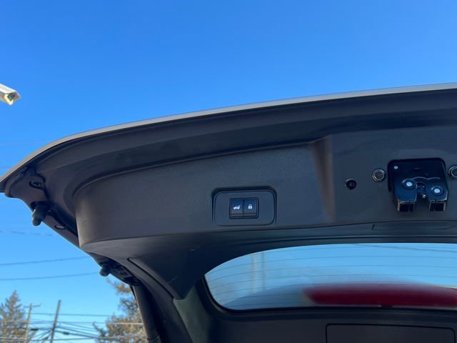 Used 2024 Nissan Rogue SV image 15