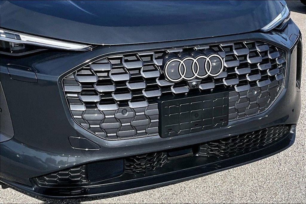 Certified 2025 Audi Q5 Premium Plus w/ Premium Plus image 11