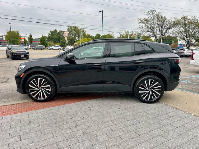 Used 2025 Volkswagen ID.4 Pro AWD/4WD image 4