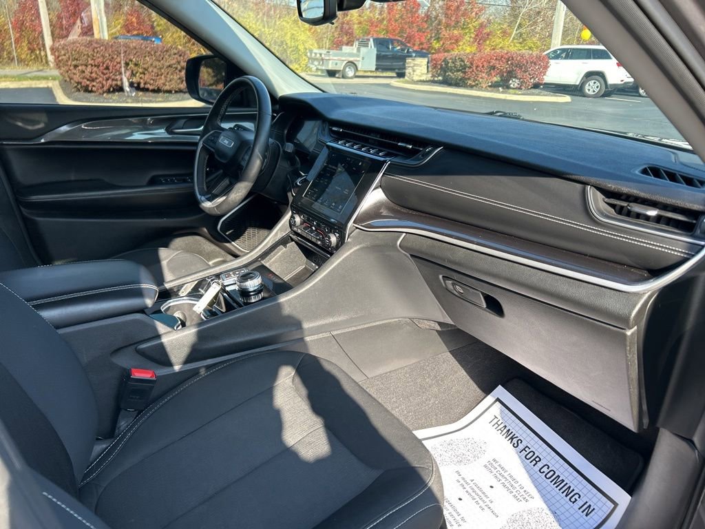 Used 2022 Jeep Grand Cherokee L Laredo w/ Luxury Tech Group I image 50