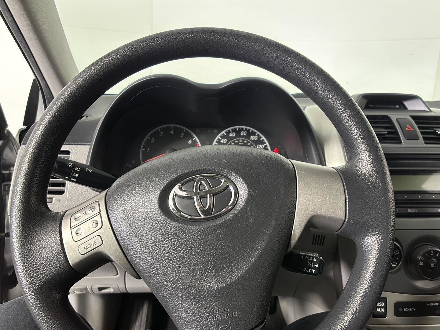 Used 2012 Toyota Corolla LE image 26