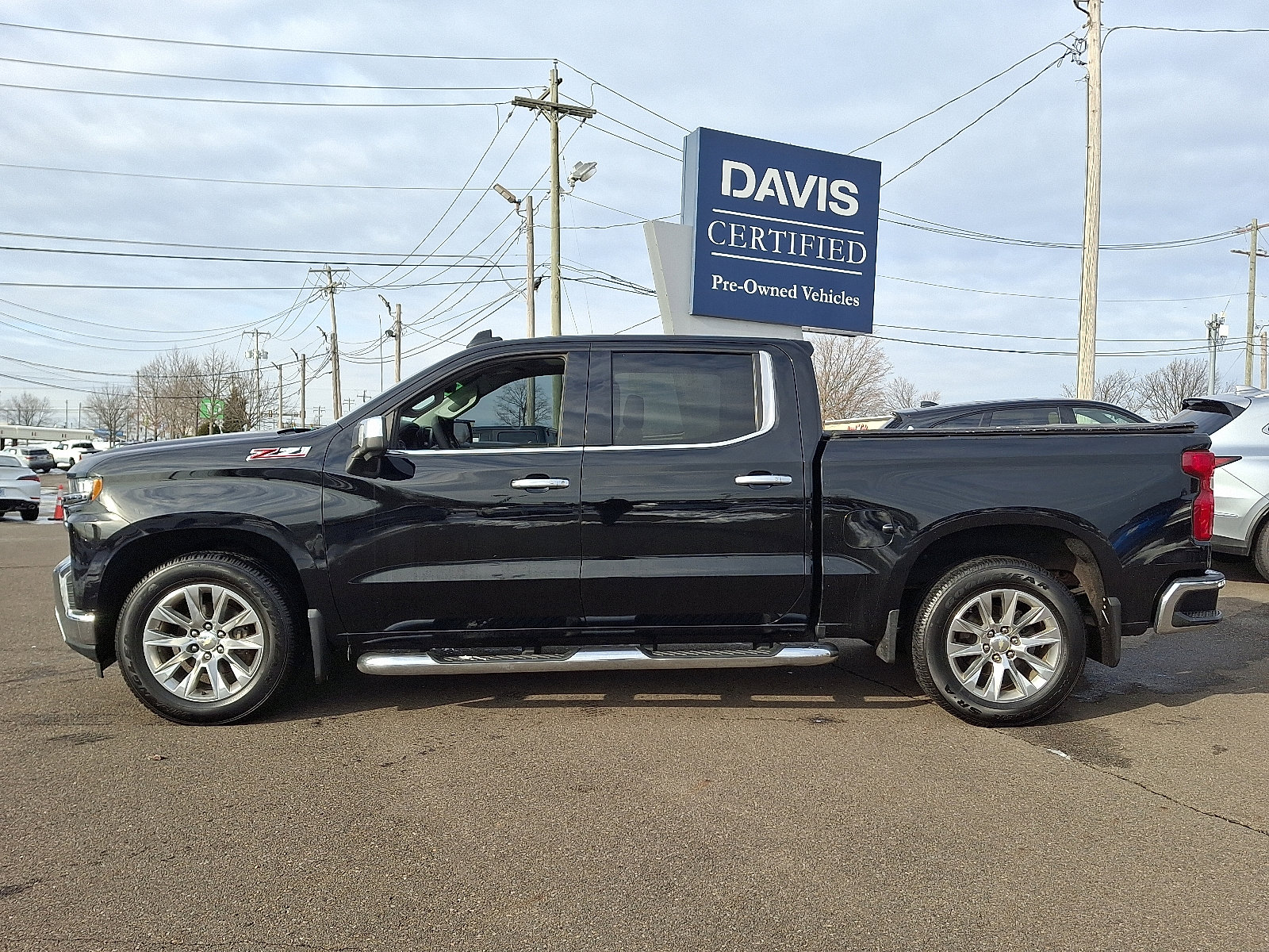 Used 2019 Chevrolet Silverado 1500 LTZ w/ LTZ Premium Package image 7