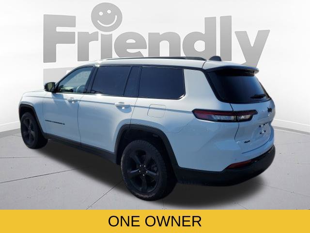 Used 2023 Jeep Grand Cherokee L Laredo AWD/4WD image 3