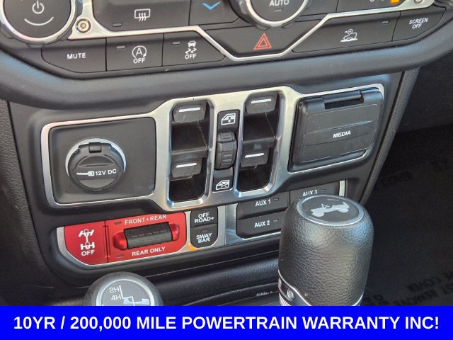 Used 2025 Jeep Wrangler Unlimited Rubicon AWD/4WD image 25