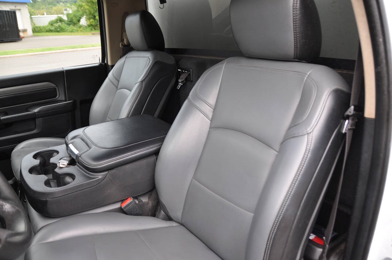 Used 2019 RAM 2500 Tradesman RWD image 19
