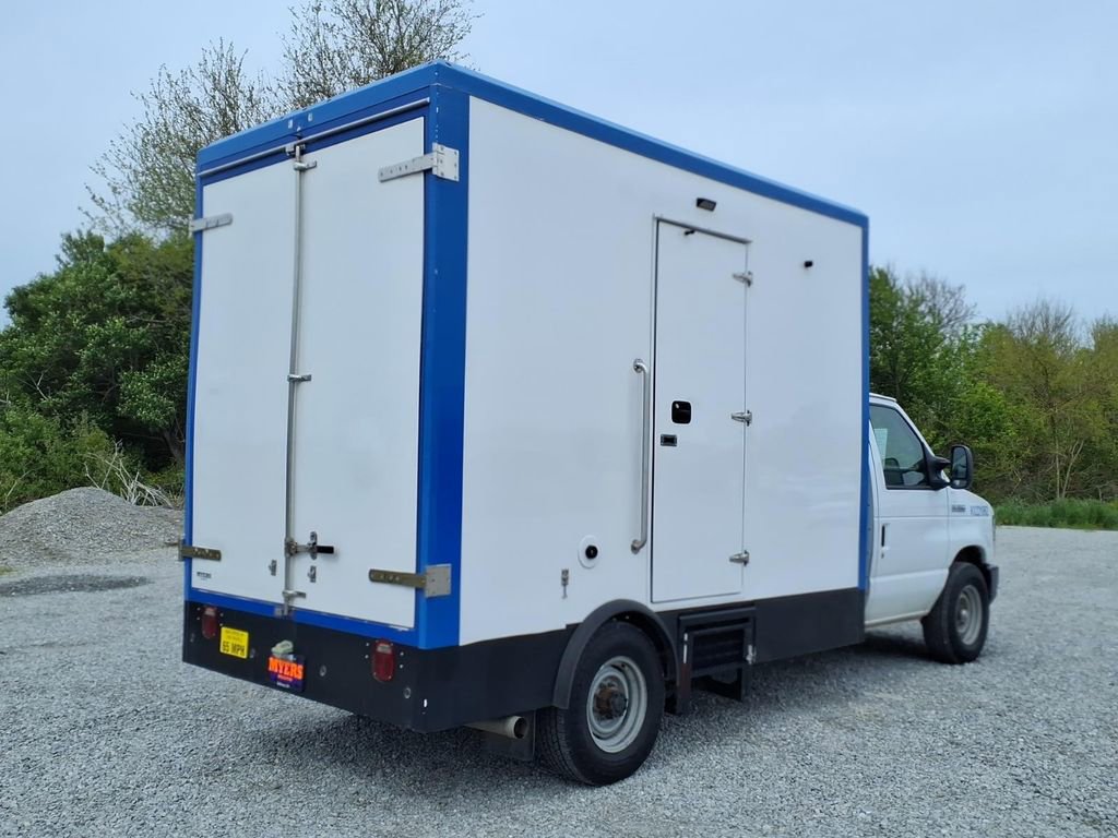 Used 2023 Ford E-350 and Econoline 350 Super Duty w/ Power Windows & Locks Group RWD image 6