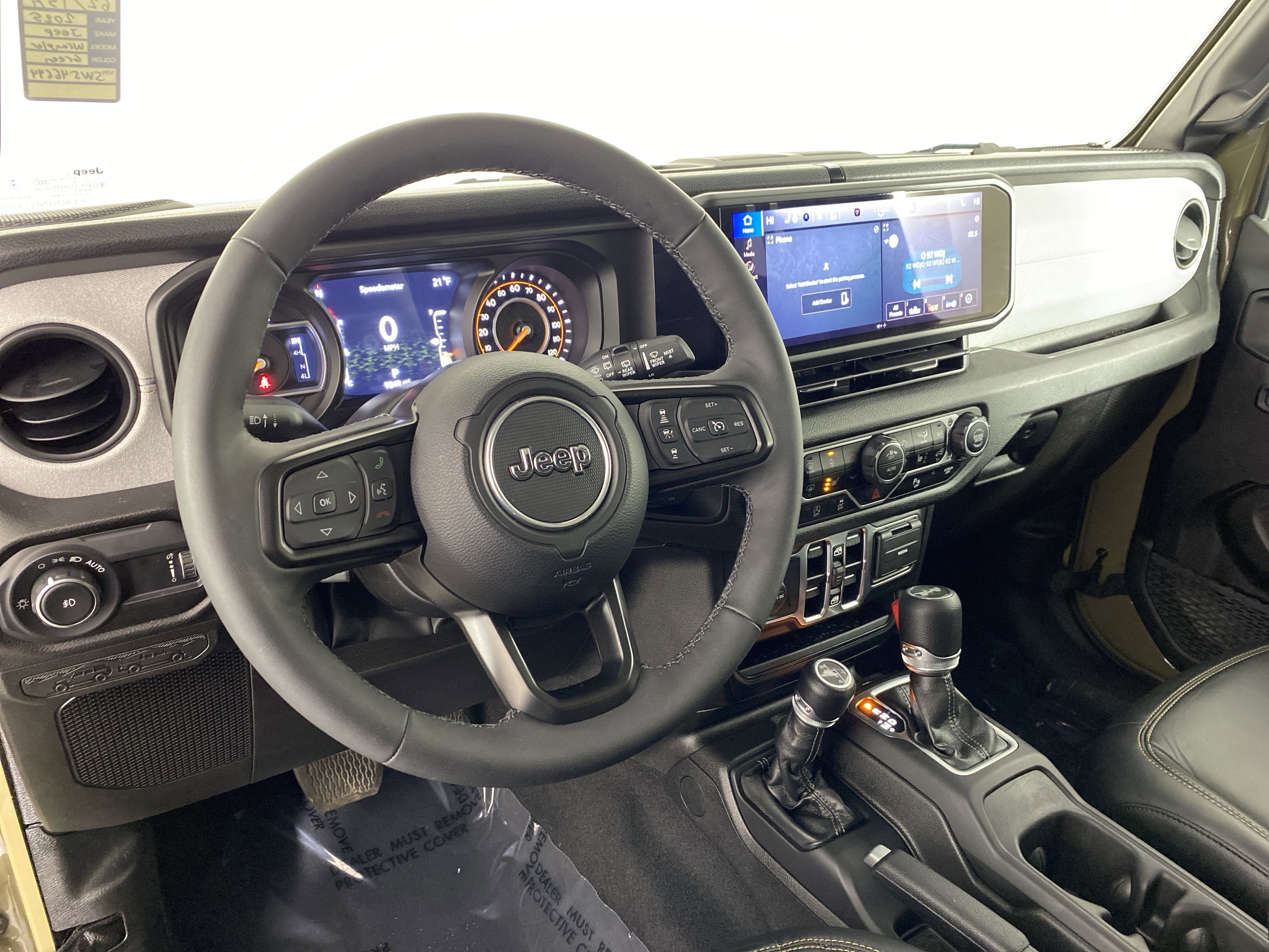 Used 2025 Jeep Wrangler Sport S image 18