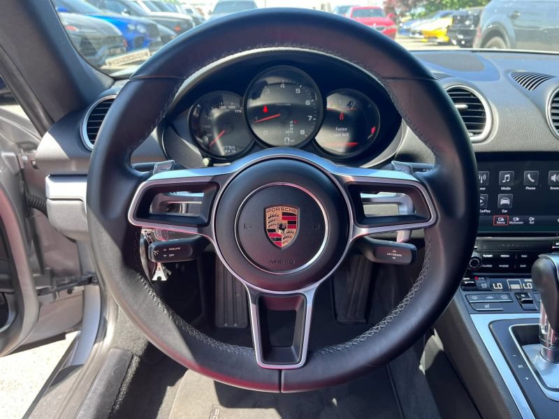 Used 2017 Porsche 718 Cayman RWD image 17