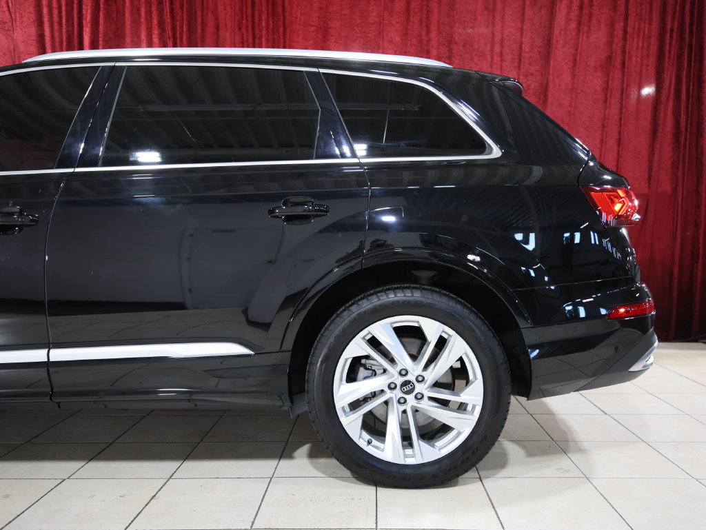 Used 2021 Audi Q7 2.0T Premium w/ Convenience Package AWD/4WD image 5