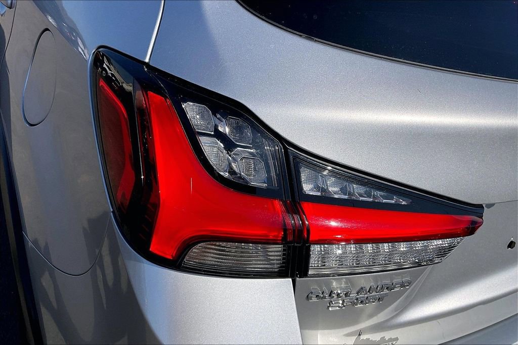 Used 2024 Mitsubishi Outlander Sport SE AWD/4WD image 25