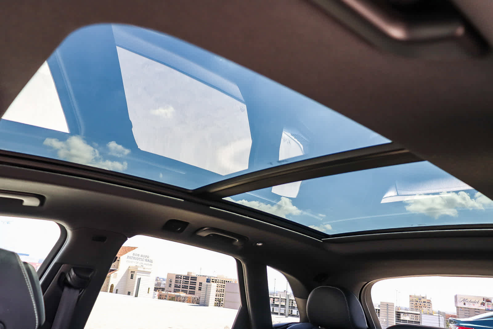 Used 2024 Audi SQ5 Premium Plus w/ Premium Plus Package image 36