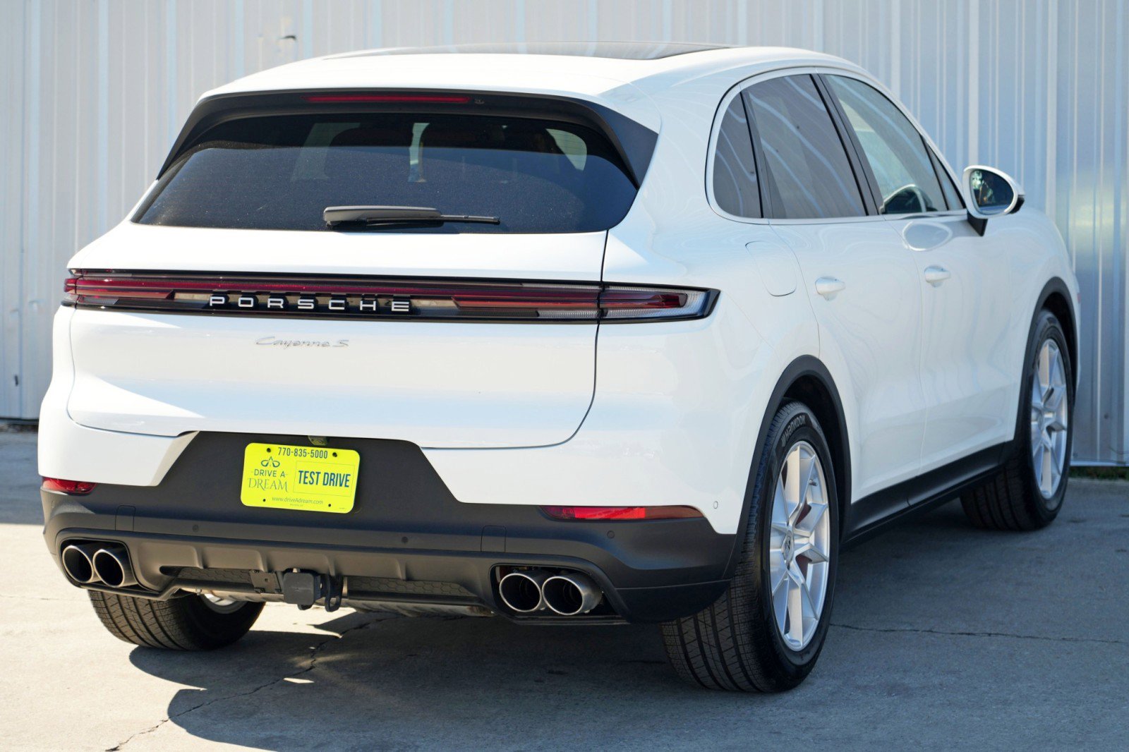 Used 2025 Porsche Cayenne S w/ Premium Package Plus image 58
