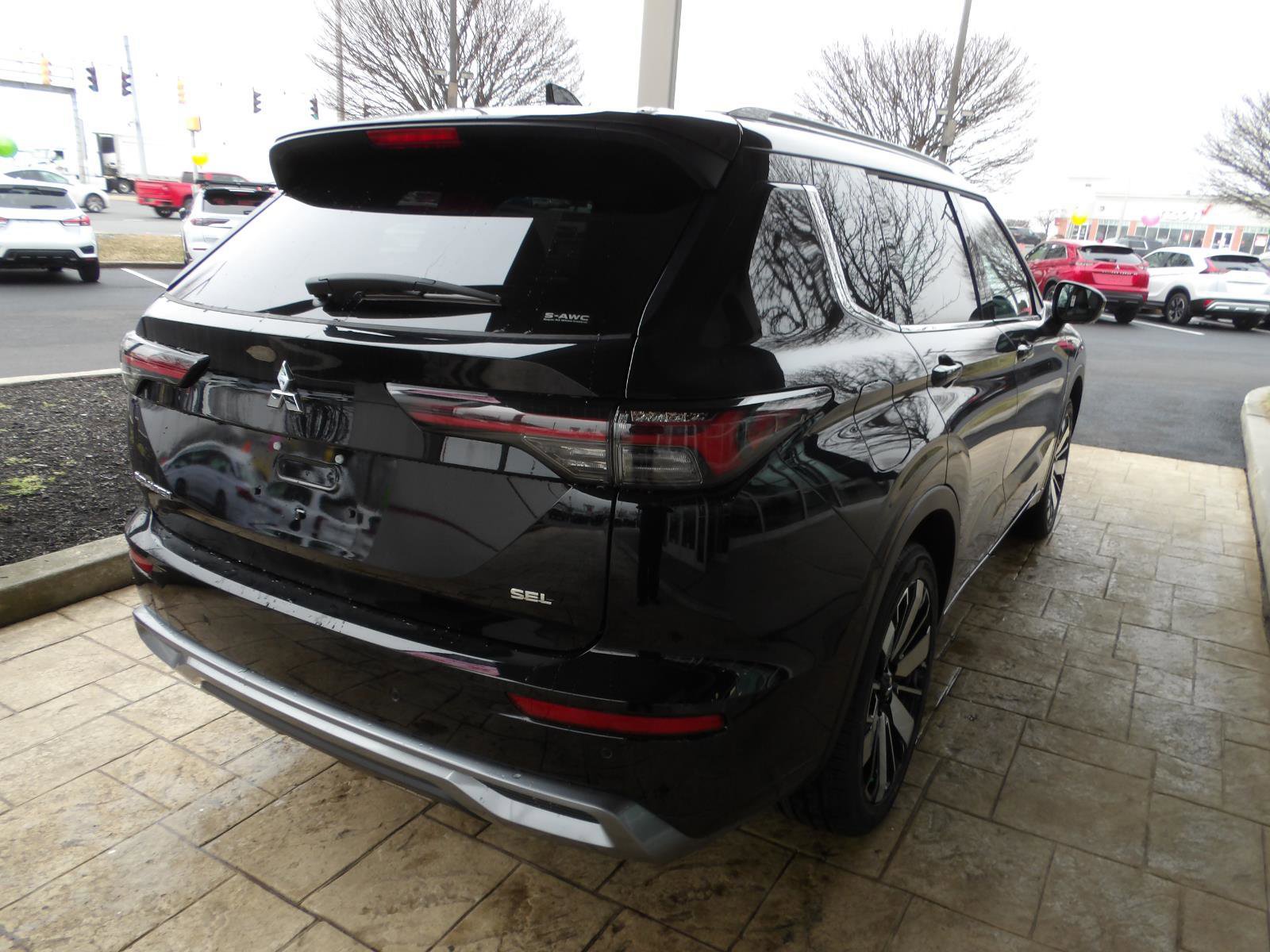 New 2026 Mitsubishi Outlander SEL AWD/4WD image 7
