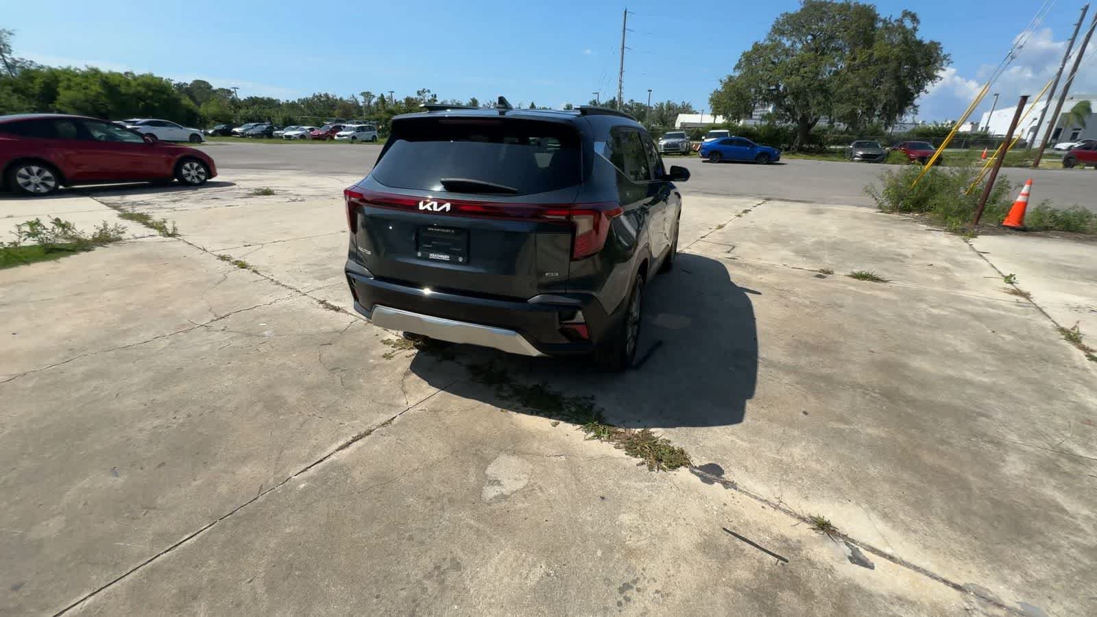 Used 2024 Kia Seltos S AWD/4WD image 7