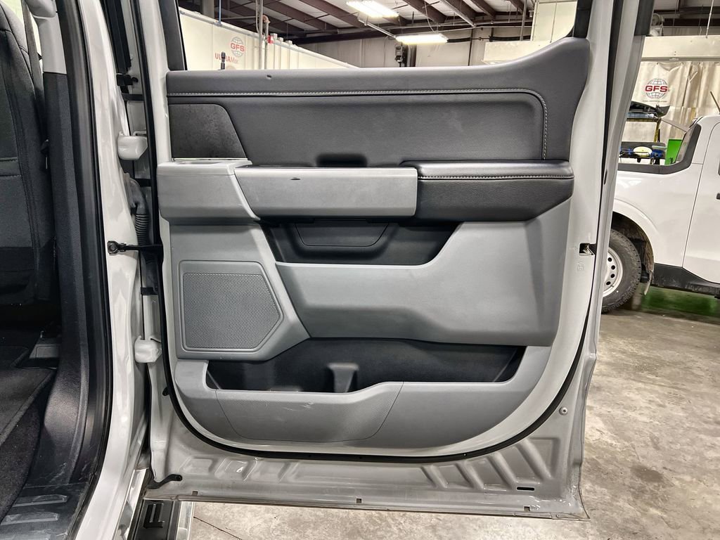 Used 2024 Ford F150 XLT w/ Mobile Office Package image 23