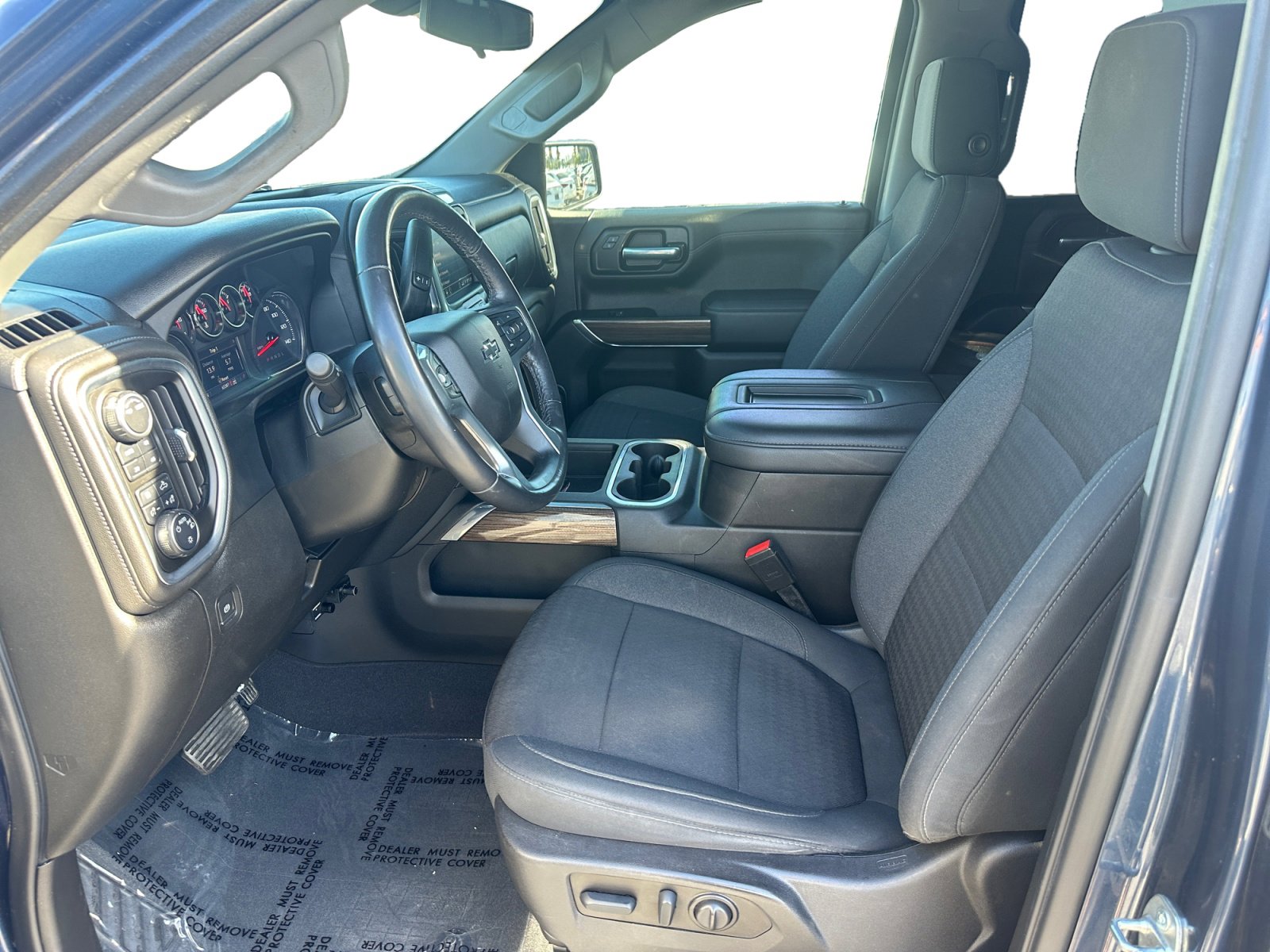 Used 2022 Chevrolet Silverado 1500 LT Trail Boss AWD/4WD image 9