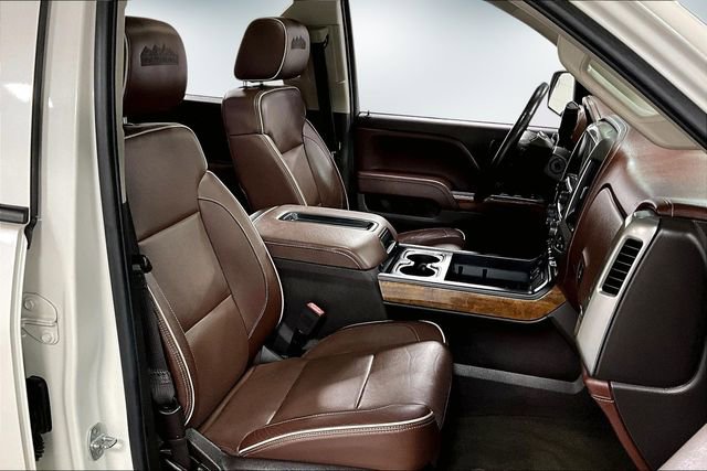 Used 2014 Chevrolet Silverado 1500 High Country w/ High Country Premium Package image 28