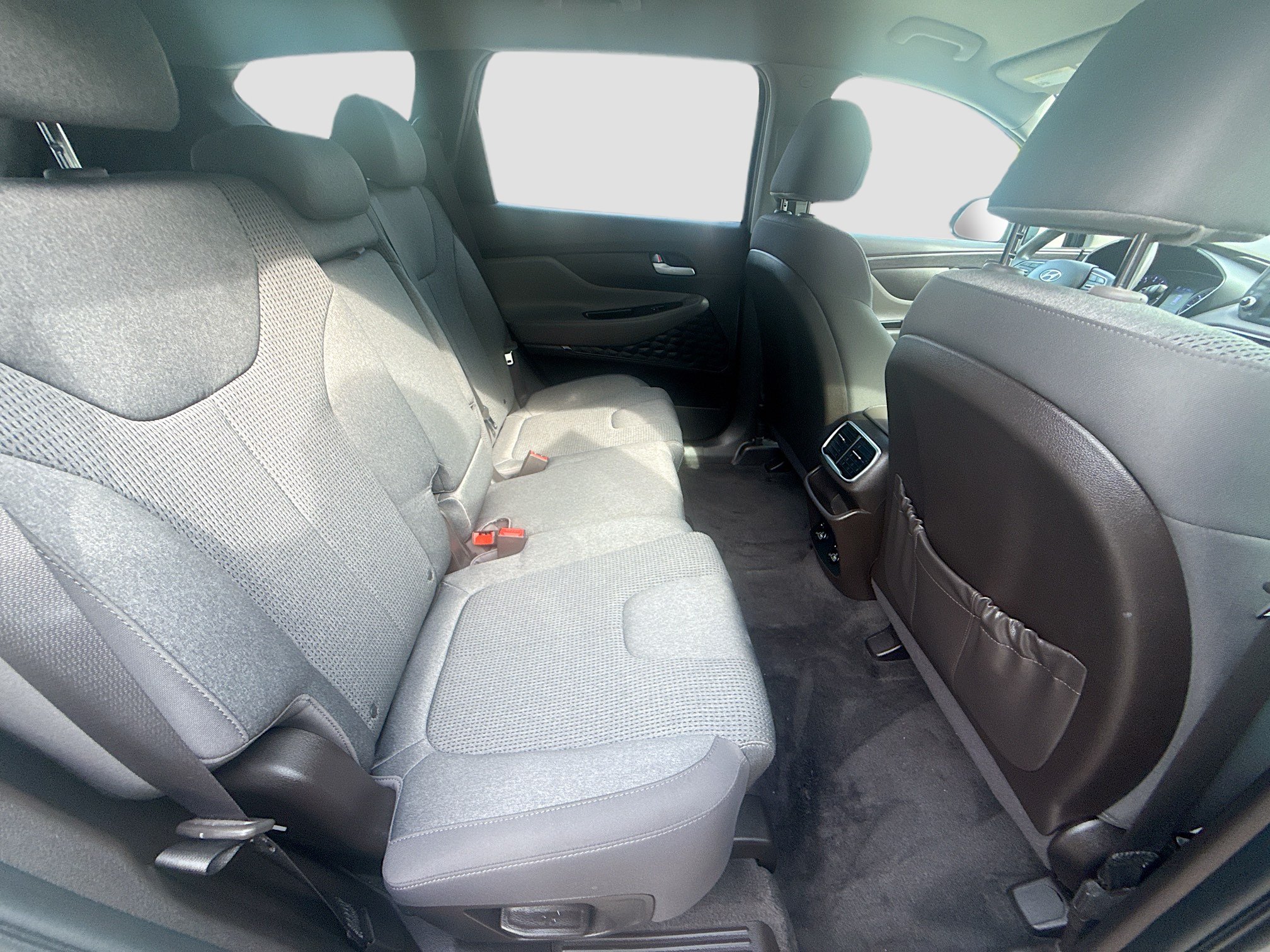 Used 2019 Hyundai Santa Fe SE FWD image 26