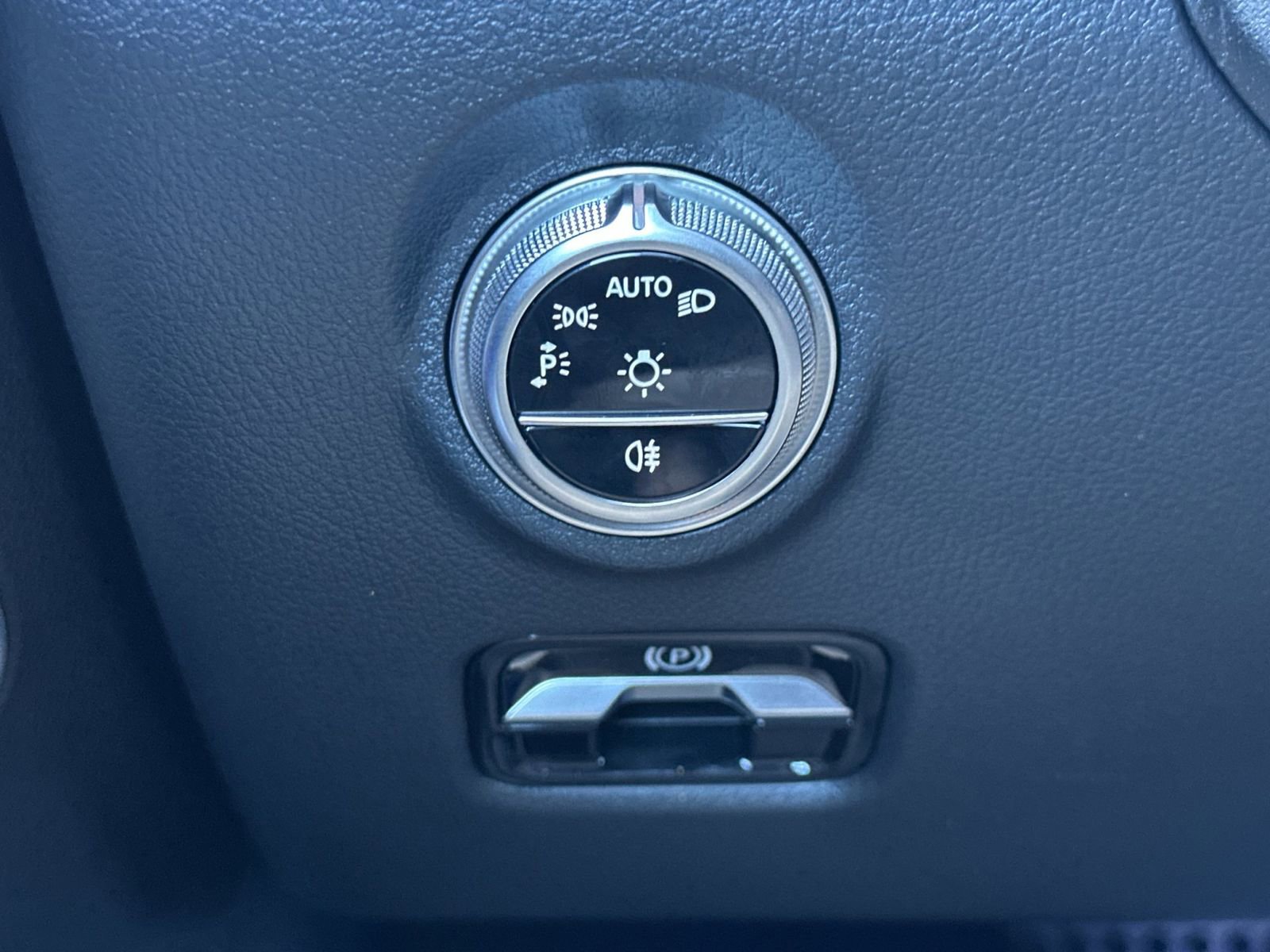 New 2026 Mercedes-Benz C 36 AMG S image 31