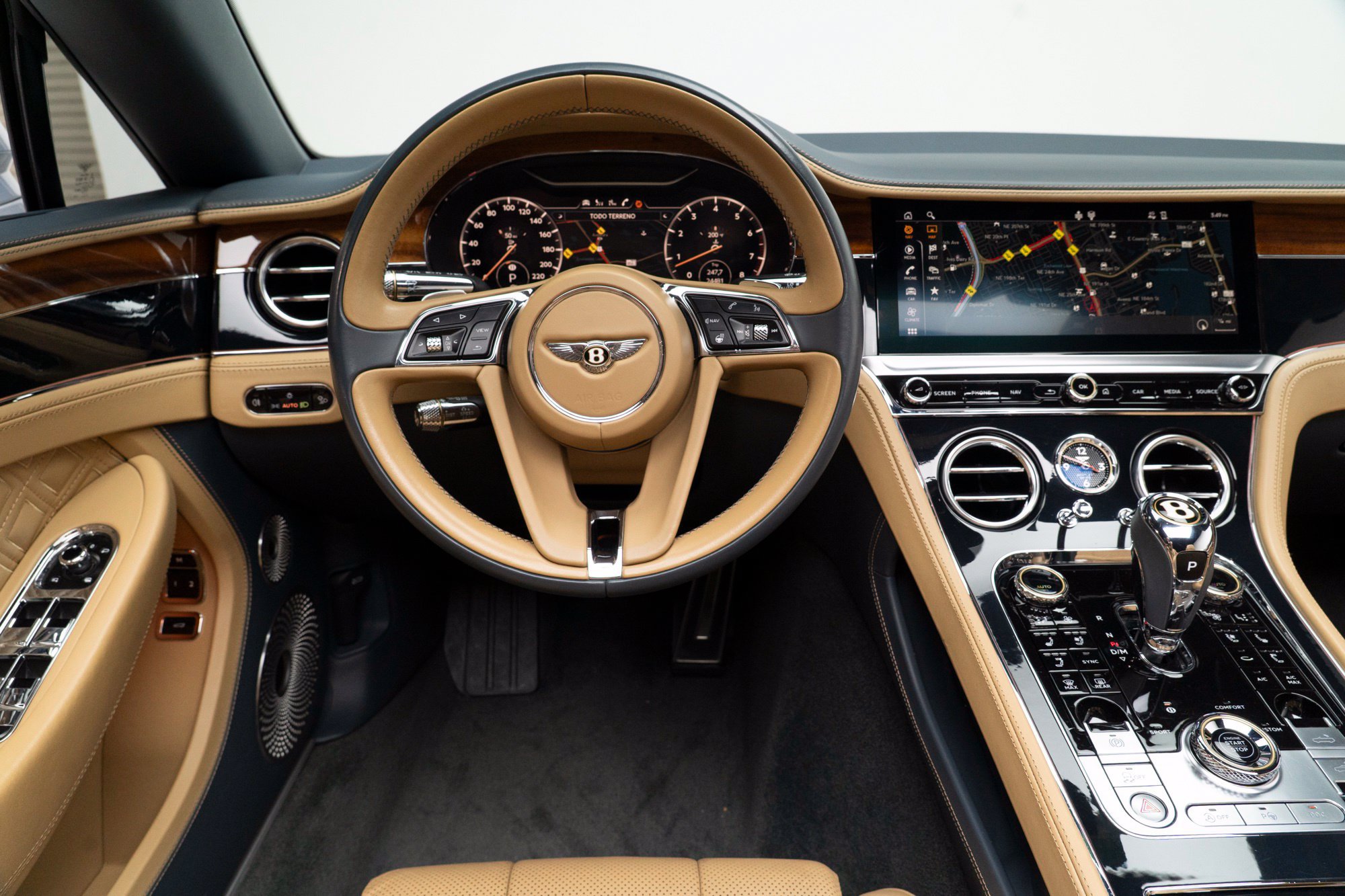 Used 2020 Bentley Continental GT AWD/4WD image 25