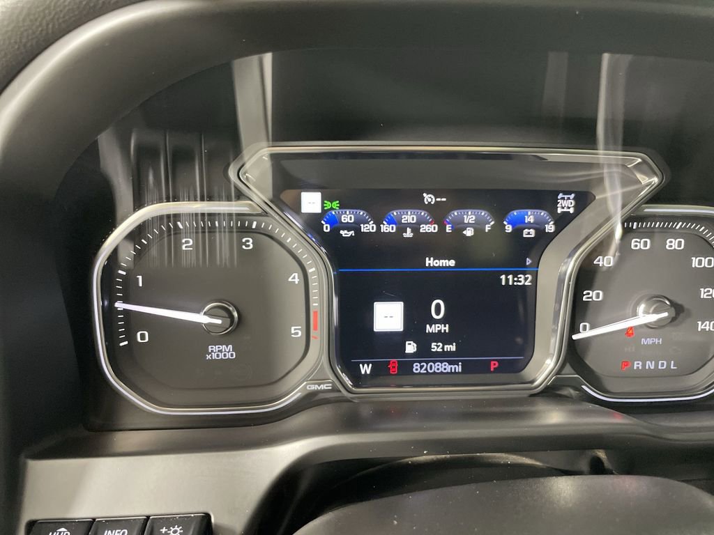 Used 2021 GMC Sierra 3500 Denali w/ Technology Package image 4