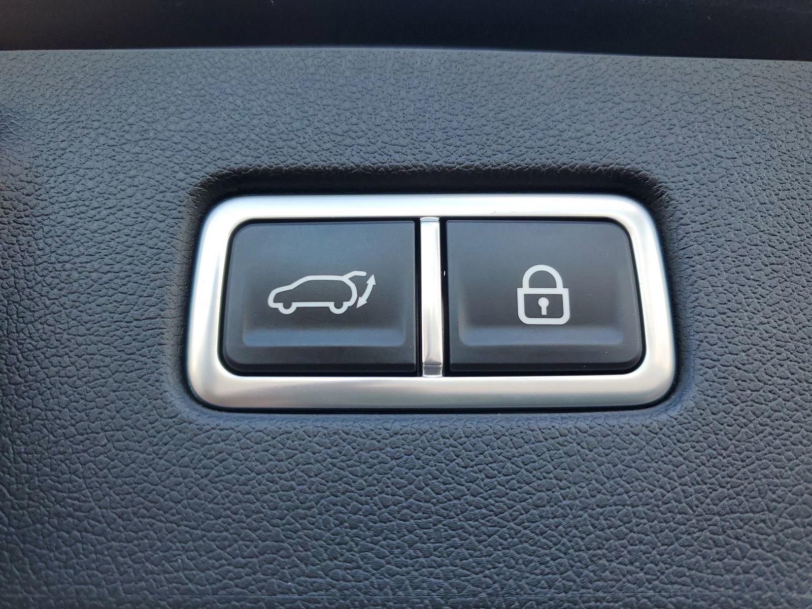 Used 2023 Kia Sorento SX FWD image 8