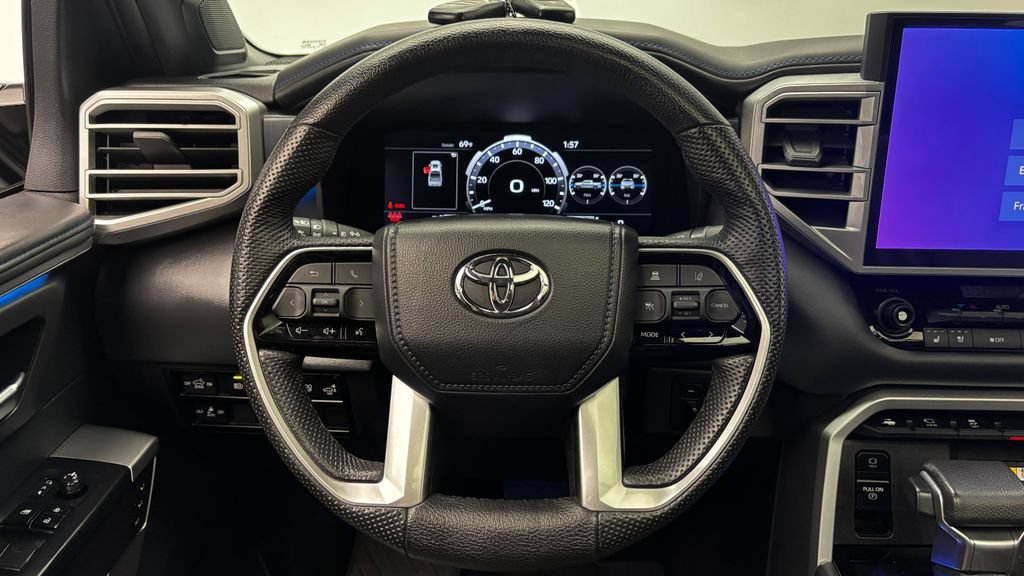 Used 2024 Toyota Tundra Platinum AWD/4WD image 28
