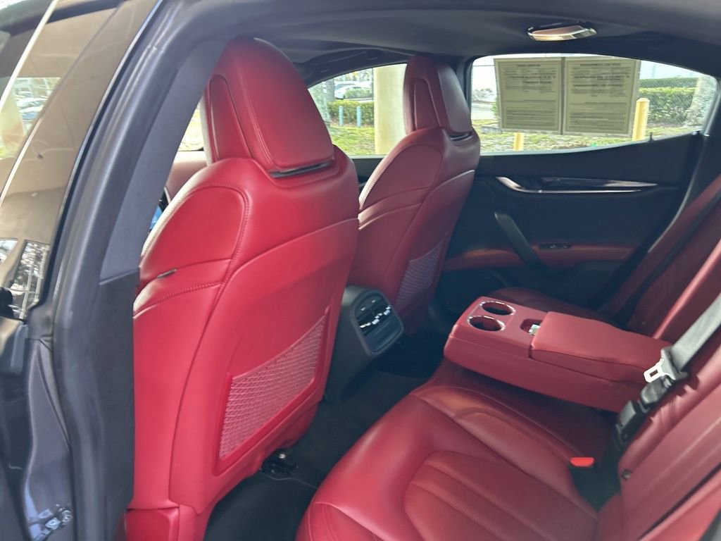 Used 2019 Maserati Ghibli S GranSport image 42