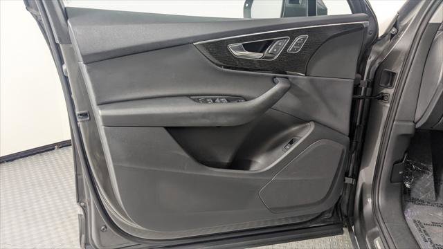 Used 2022 Audi Q7 3.0T Premium image 13