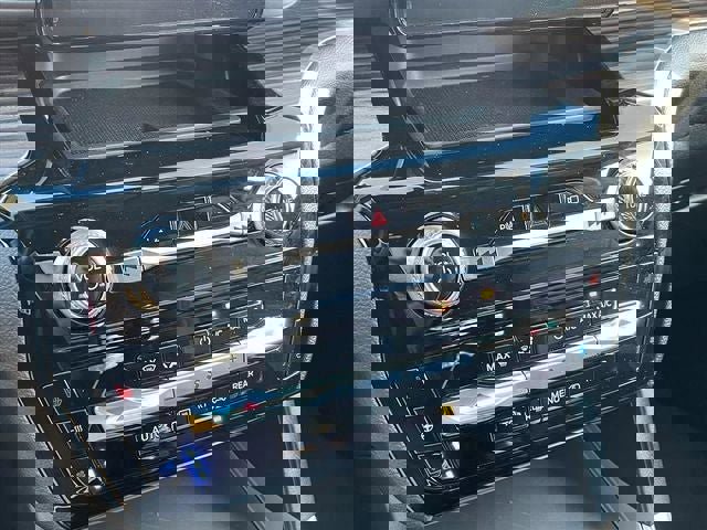 Used 2023 Ford Explorer Limited image 16