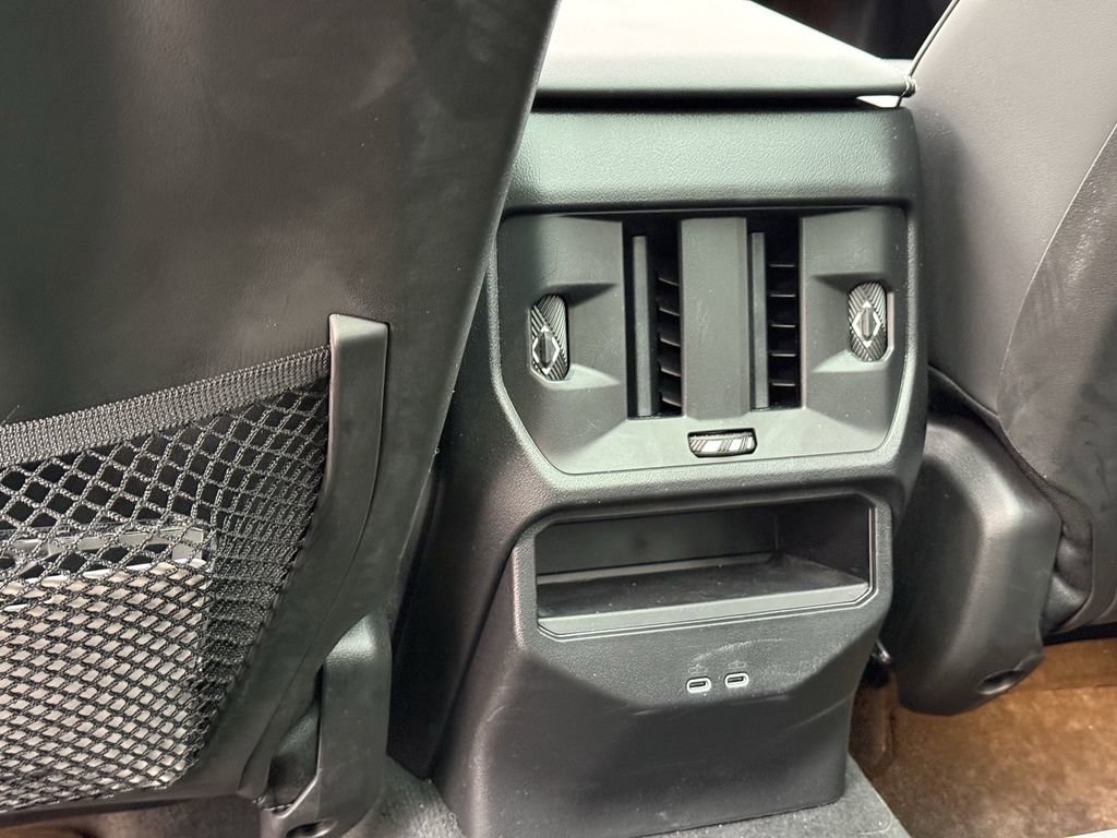 Used 2025 BMW X3 xDrive30i w/ Premium Package image 11