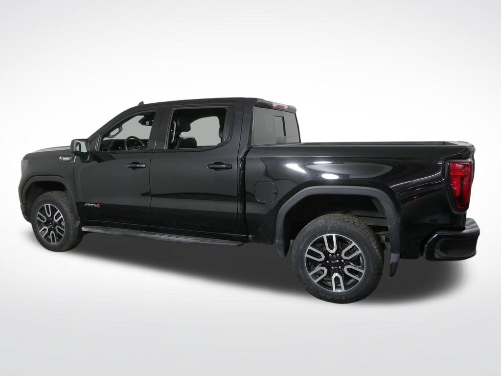 Used 2024 GMC Sierra 1500 AT4 w/ AT4 Premium Package AWD/4WD image 6