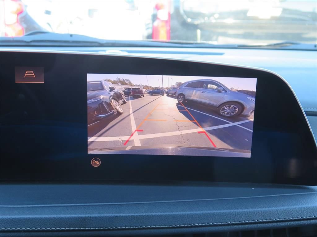 Used 2024 Cadillac XT4 Premium Luxury image 17