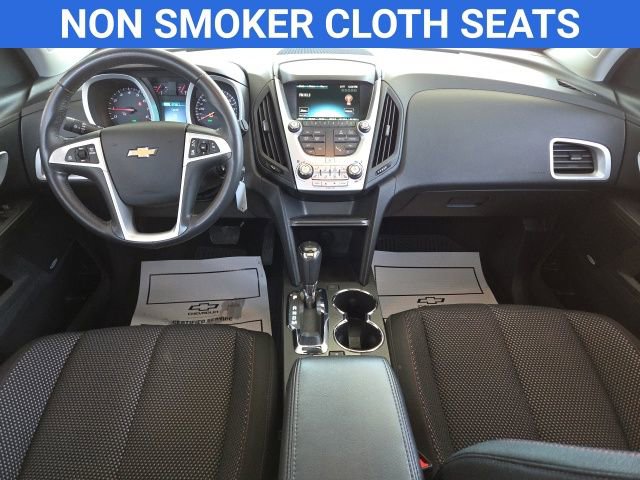 Used 2017 Chevrolet Equinox LT image 2