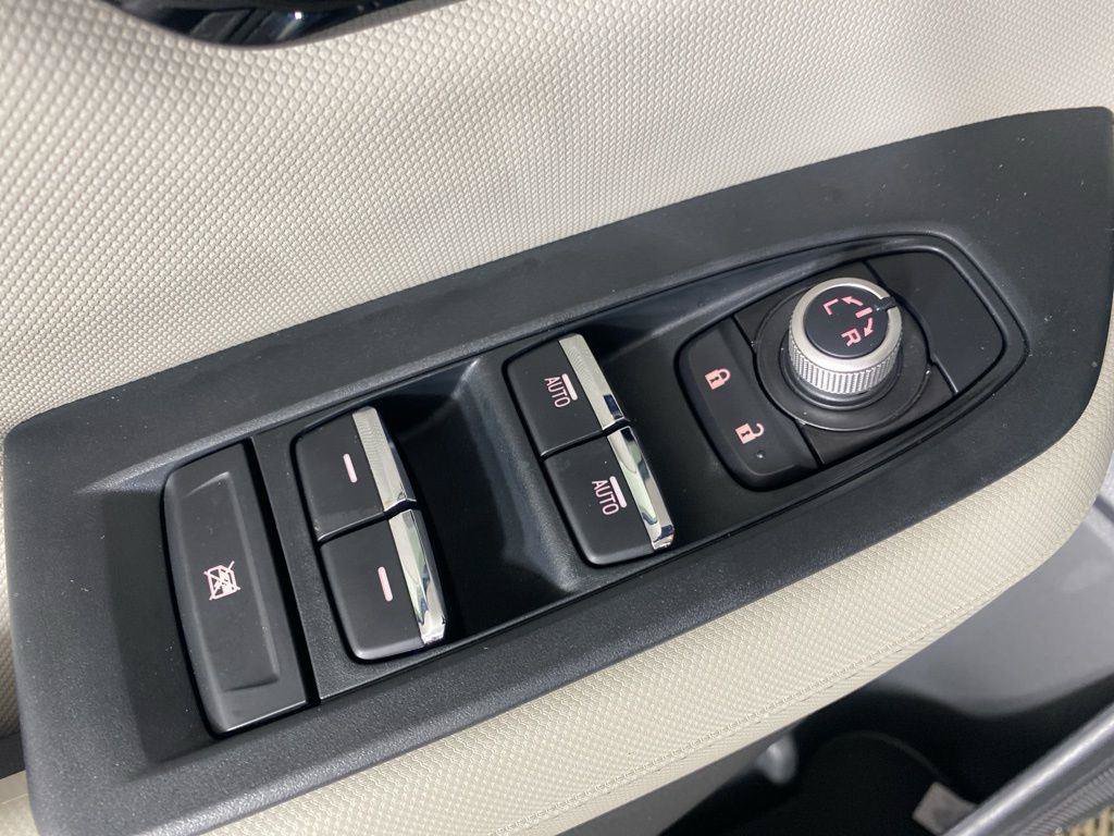 Used 2025 Subaru Forester Limited AWD/4WD image 28