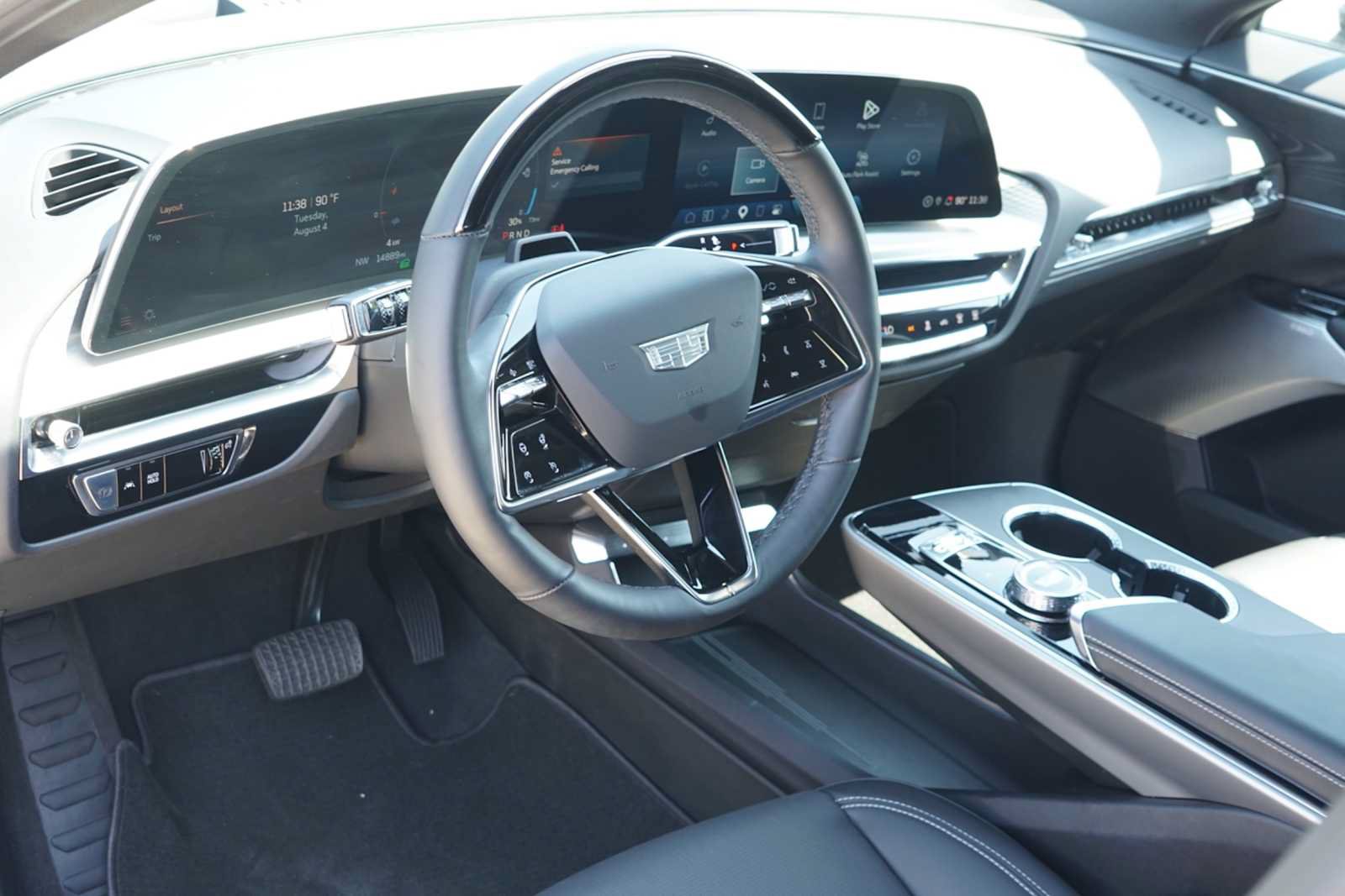 Used 2024 Cadillac Lyriq Sport AWD/4WD image 8