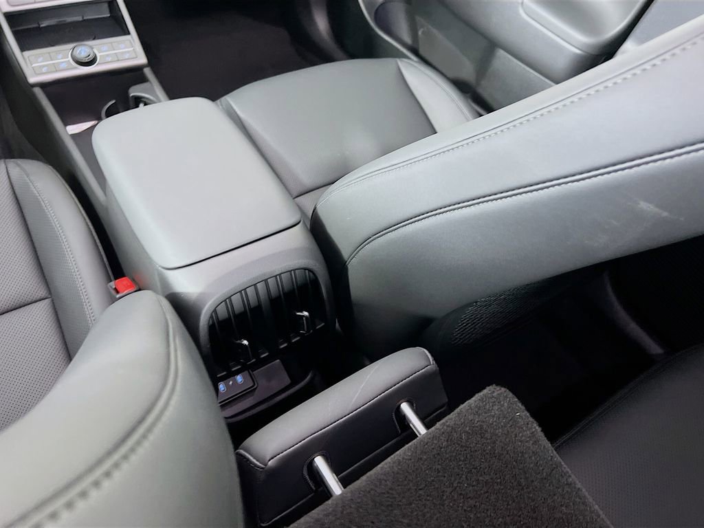 New 2026 Hyundai Kona Limited AWD/4WD image 24